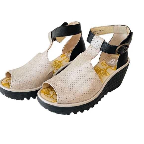 Fly London Womens Yall Platform Wedge Sandals Borg Silver Black Open Toe Sz EU37 - Picture 3 of 13